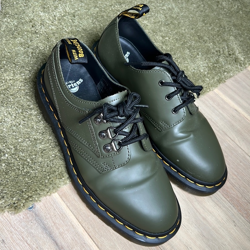 Dr. Martens Oxford shoes